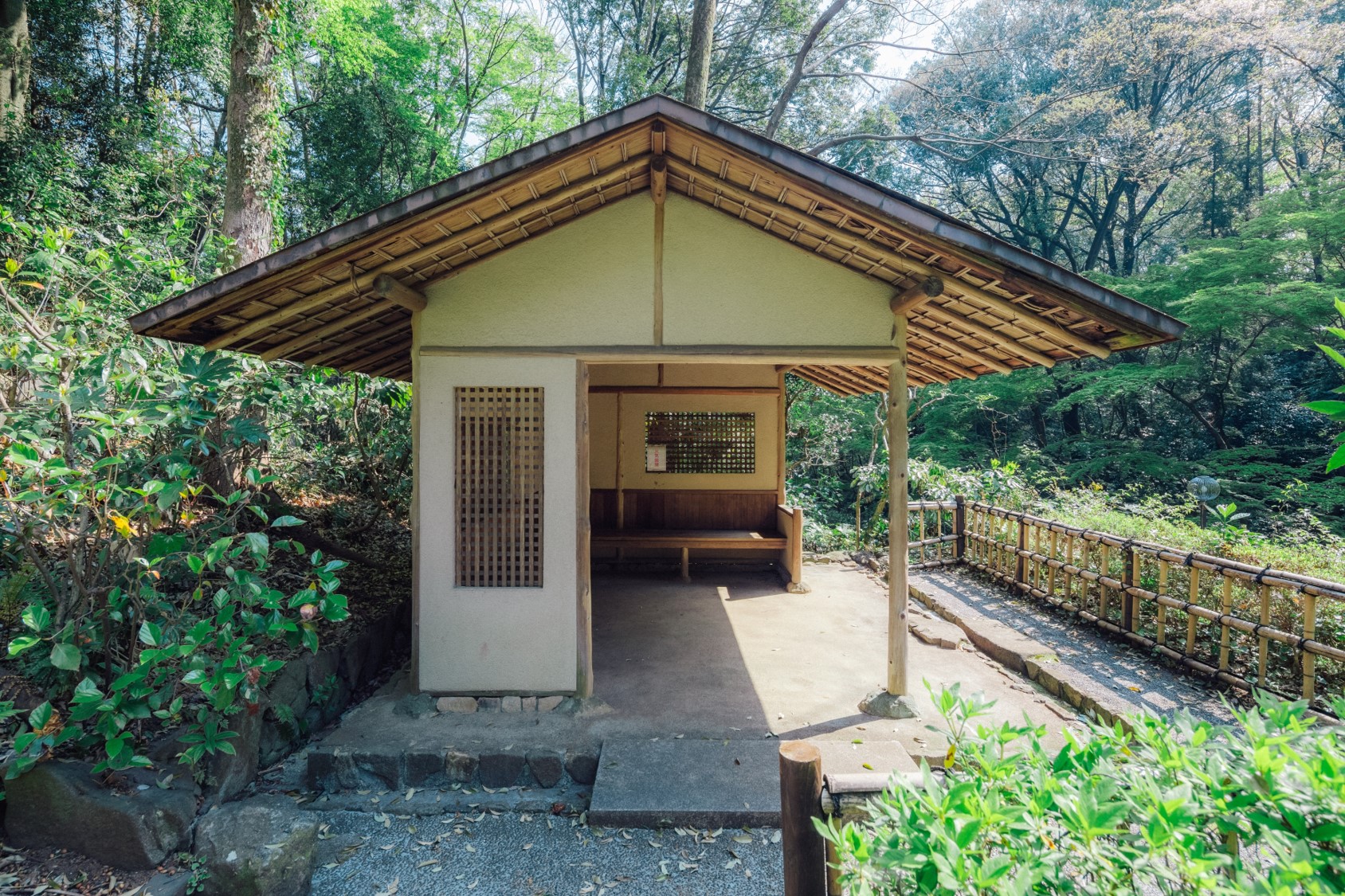 日本庭園 川崎市民プラザ