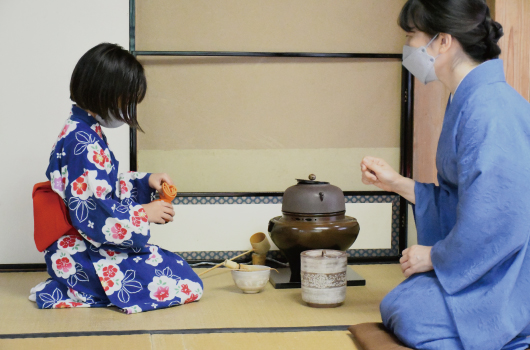 画像　こども茶道教室